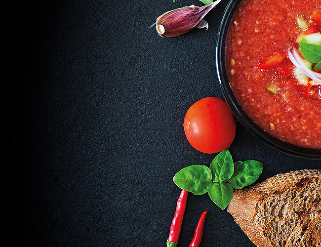 Wasser­melonen-­Tomaten-Gazpacho